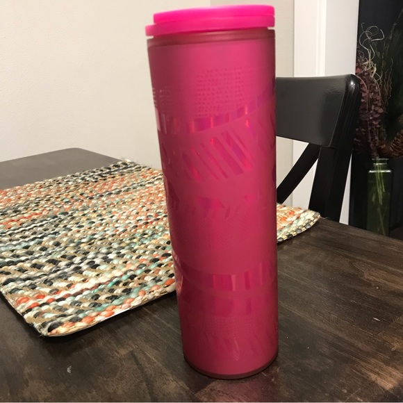 Starbucks fuschia tumbler. - Picture 2 of 6